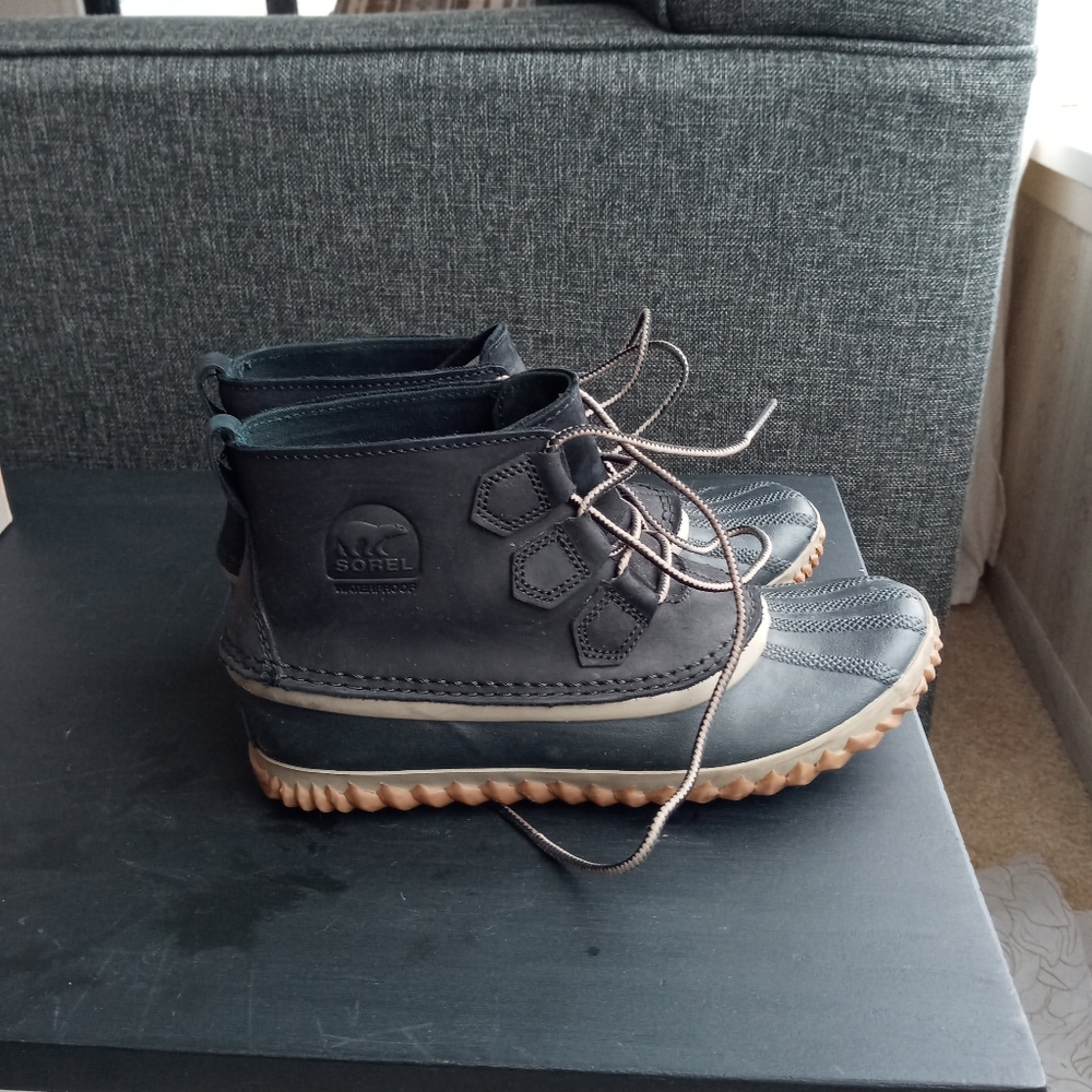 Sorel Out and About Booties